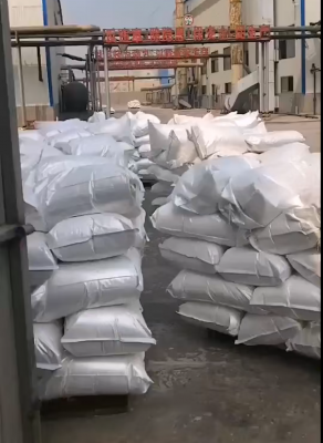 工厂氢氧化铝产品装车中，精细控制原料配比