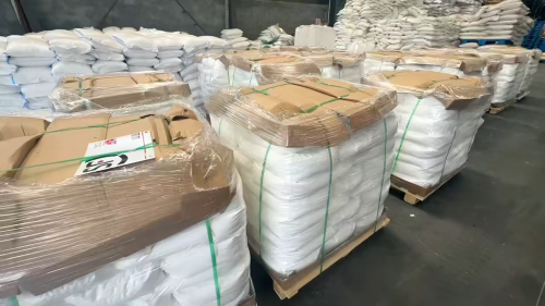 眉山特种氢氧化铝生产厂家产品装车发货照片