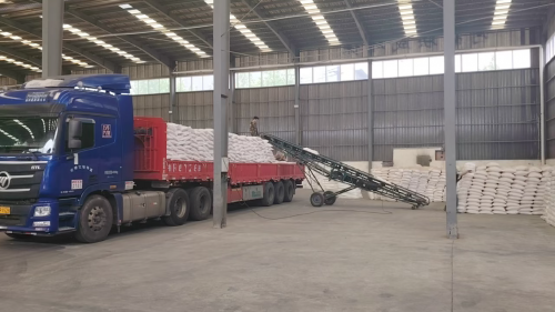 怒江氢氧化铝生产厂家物流装车