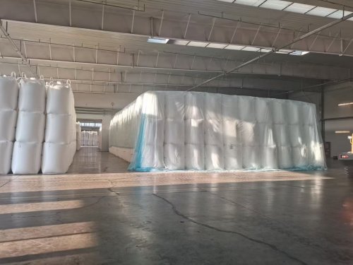 改性级氢氧化铝粉体产品物流装车实拍