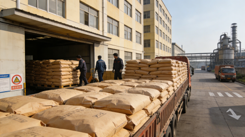 氢氧化铝化学性质白色粉末产品装车现场